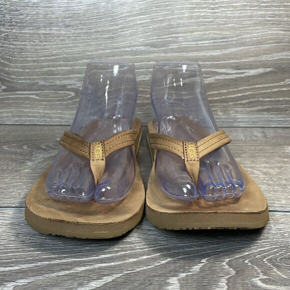 Ugg Kayla Brown Tan Leather Women’s Sz 10 SN3092 Slip On Flip Flop Thong Sandals - Picture 2 of 11